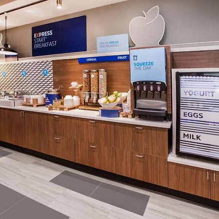 Holiday Inn Express & Suites - Ottawa By Ihg المظهر الخارجي الصورة