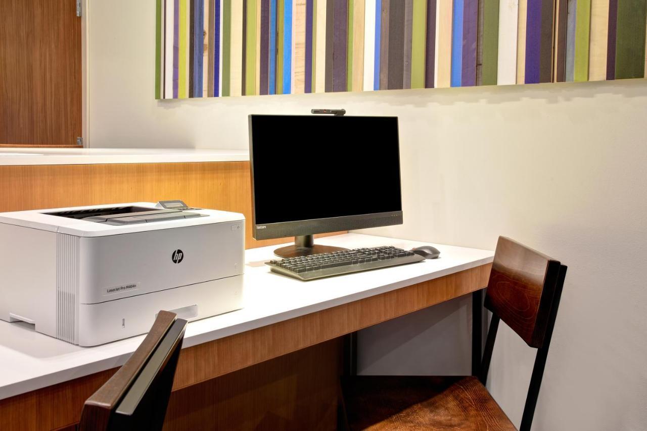 Holiday Inn Express & Suites - Ottawa By Ihg المظهر الخارجي الصورة
