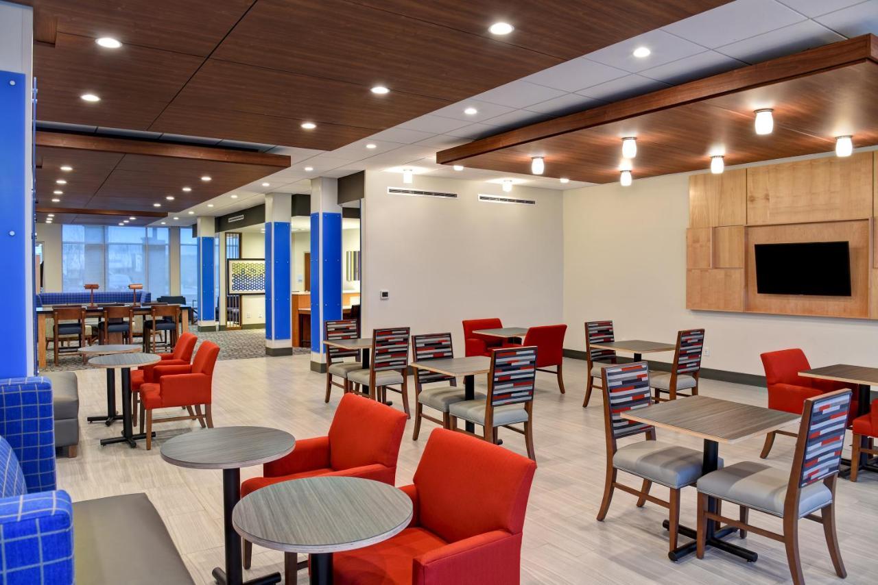 Holiday Inn Express & Suites - Ottawa By Ihg المظهر الخارجي الصورة